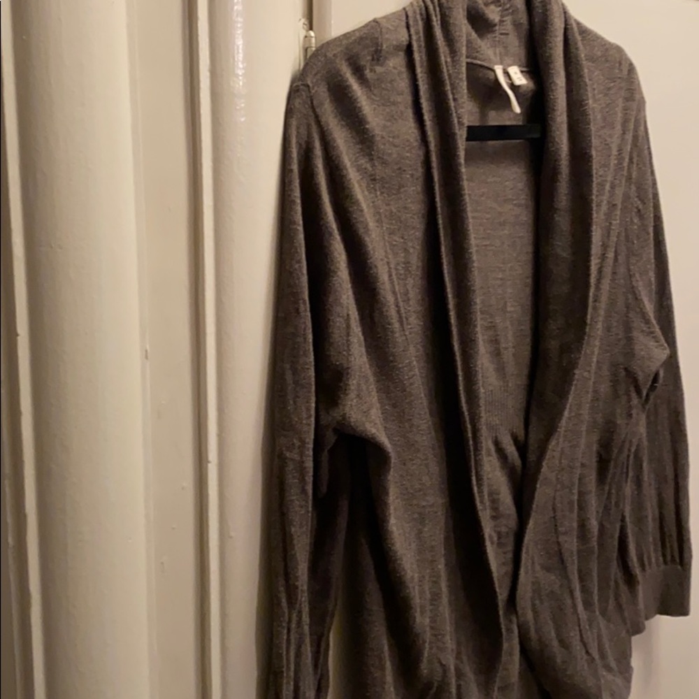 Sweater - Picture 2 of 5